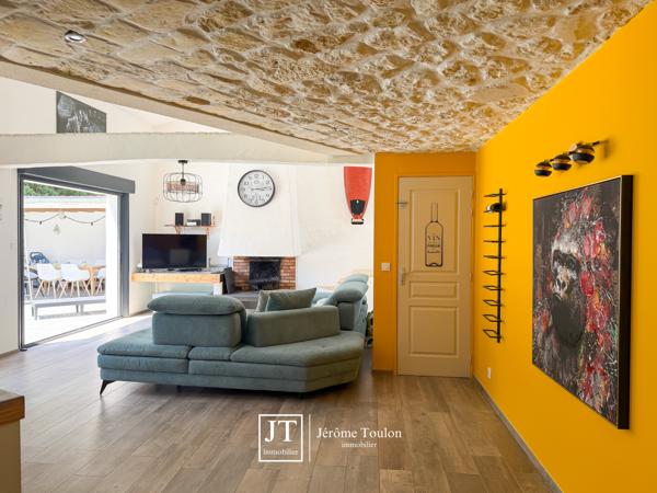 Maison
                                                                                                                                                                                                                                                                                                                        4 pièce(s)                                                                                                                                                                                                          3 chambre(s)                                                                                                                                                                                                          122  m²
