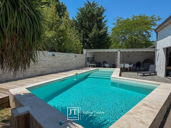 Maison
                                                                                                                                                                                                                                                                                                                        4 pièce(s)                                                                                                                                                                                                          3 chambre(s)                                                                                                                                                                                                          122  m²