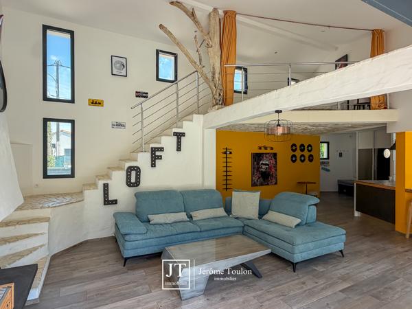 Maison
                                                                                                                                                                                                                                                                                                                        4 pièce(s)                                                                                                                                                                                                          3 chambre(s)                                                                                                                                                                                                          122  m²
