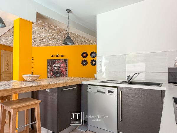 Maison
                                                                                                                                                                                                                                                                                                                        4 pièce(s)                                                                                                                                                                                                          3 chambre(s)                                                                                                                                                                                                          122  m²