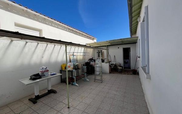 Maison à louer    3 pièces •  Royan