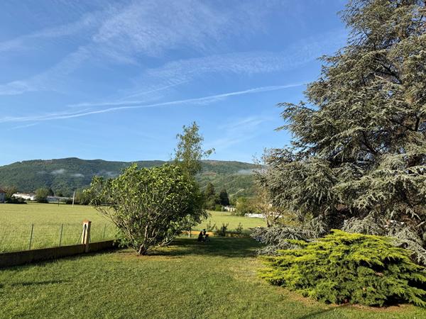 Maison Foix 5 pièce(s) 134 m2 carrez sur terrain de 2152 m² Foix