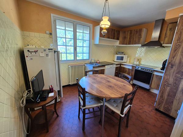 Maison Foix 5 pièce(s) 134 m2 carrez sur terrain de 2152 m² Foix