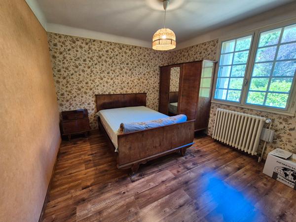 Maison Foix 5 pièce(s) 134 m2 carrez sur terrain de 2152 m² Foix