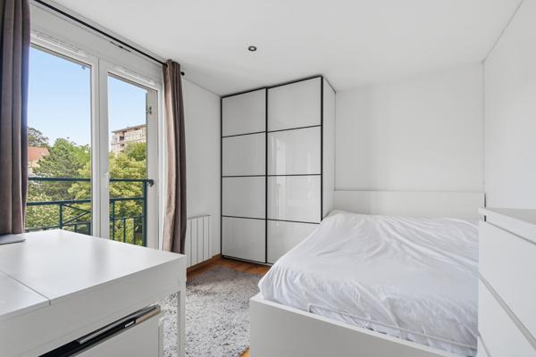RUEIL MALMAISON Appartement 4 pièces 81.11 m2