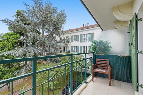 RUEIL MALMAISON Appartement 4 pièces 81.11 m2