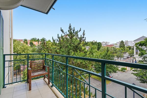 RUEIL MALMAISON Appartement 4 pièces 81.11 m2
