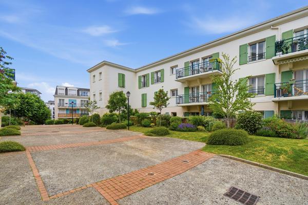 RUEIL MALMAISON Appartement 4 pièces 81.11 m2