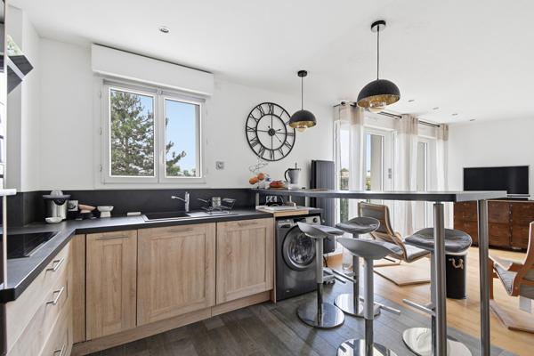 RUEIL MALMAISON Appartement 4 pièces 81.11 m2