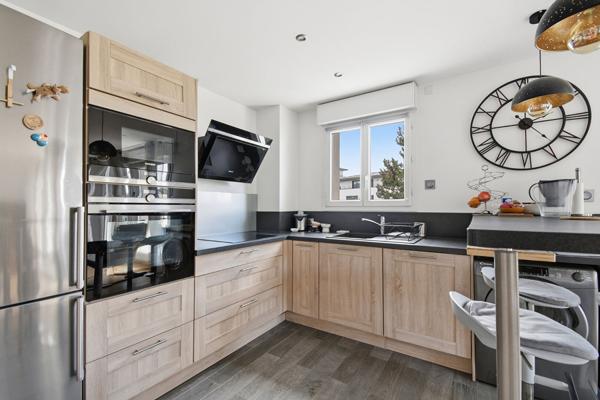 RUEIL MALMAISON Appartement 4 pièces 81.11 m2