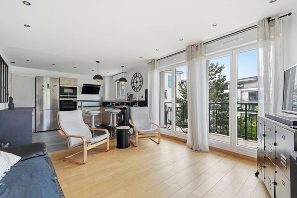 RUEIL MALMAISON Appartement 4 pièces 81.11 m2