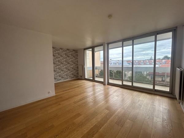 Appartement Le Chesnay 3 pièce(s) 64.75 m2