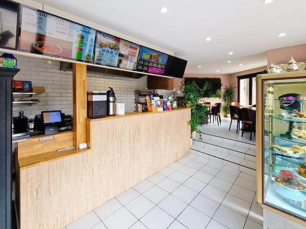 Immeuble Doue En Anjou 6 pièce(s) 266 m2