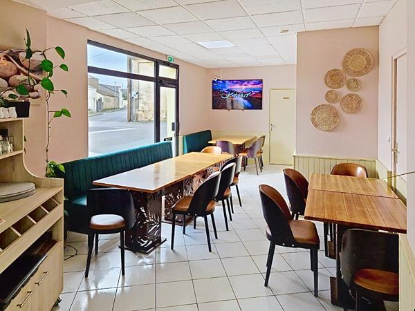 Immeuble Doue En Anjou 6 pièce(s) 266 m2