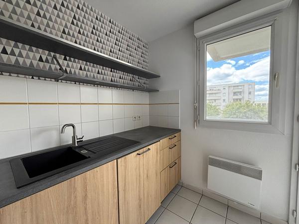 T2 avec balcon et parking - Bordeaux Saint-Louis , Bordeaux