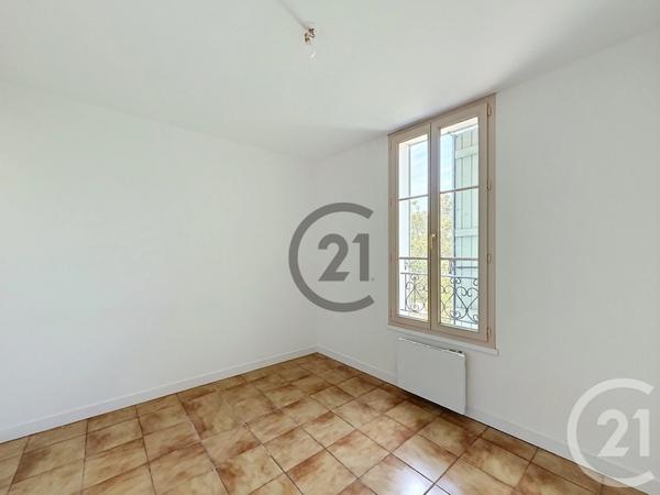 Appartement F4 à vendre  4 pièces - 61,30 m 2   TROYES  - 10