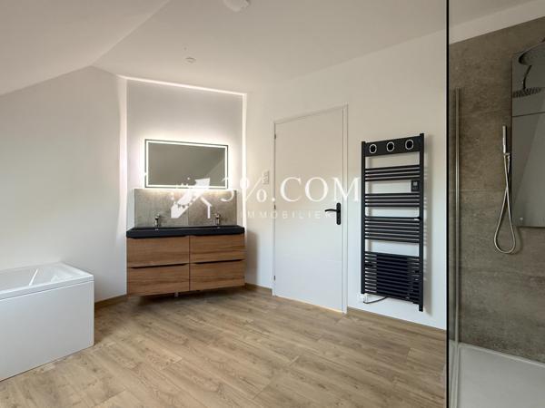 Maison 5 pièce(s) 4 chambre(s) 159 m²