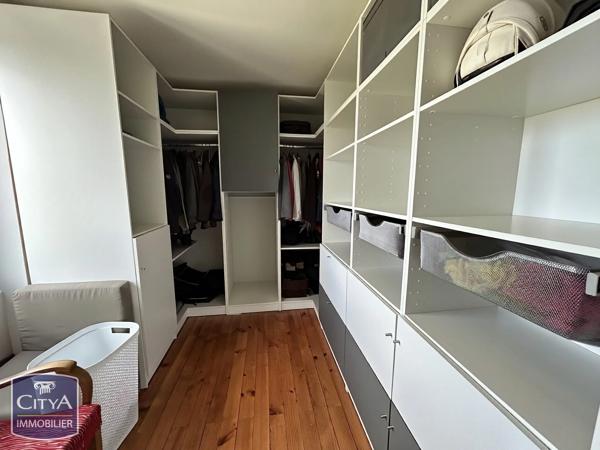 Maison à vendre 10 pièces 243m² Cherbourg-en-Cotentin (50110)