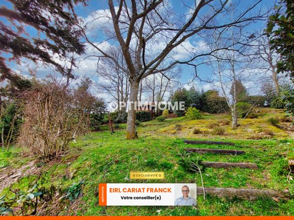 MAISON DE PRESTIGE DE 160 M² ET 112 M² DE SOUS SOL SUR 3337 M² DE TERRAINS CLOS