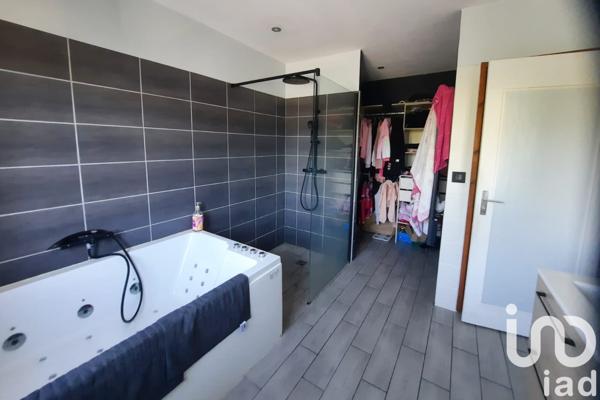 Maison à vendre 6 pièces 152 m² Saint-Gély-du-Fesc