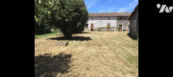 MAISON ANCIENNE A RENOVER ET DEPENDANCES