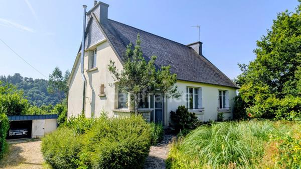 MAISON sur cave 130 m² - 5 CHAMBRES - TERRAIN 5 400 m² - PONT DE BUIS LES QUIMERCH (29)