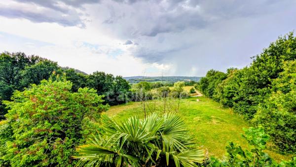 MAISON sur cave 130 m² - 5 CHAMBRES - TERRAIN 5 400 m² - PONT DE BUIS LES QUIMERCH (29)