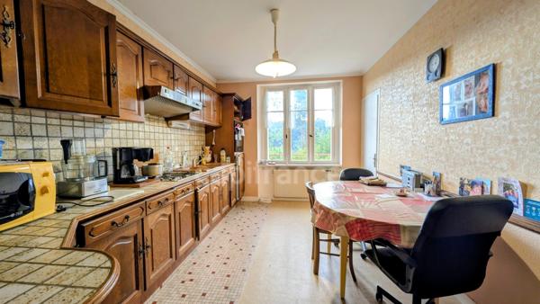 MAISON sur cave 130 m² - 5 CHAMBRES - TERRAIN 5 400 m² - PONT DE BUIS LES QUIMERCH (29)