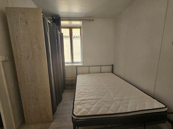 A LOUER - Appartement meublé centre ville de Fontenay-le-Comte