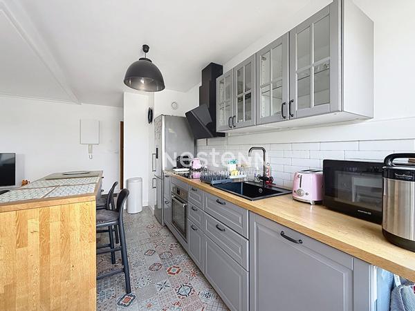 A VENDRE Appartement Dernier Etage à Angers - Quartier Catho
