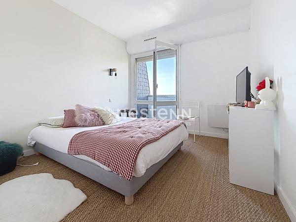 A VENDRE Appartement Dernier Etage à Angers - Quartier Catho