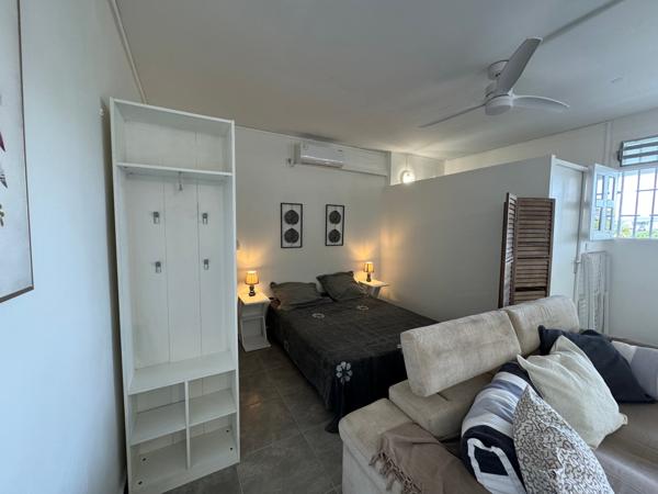 Grand studio rénové vue mer