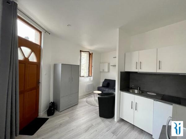 QUARTIER GARE SNCF - F1 MEUBLE de 17,68 m²
