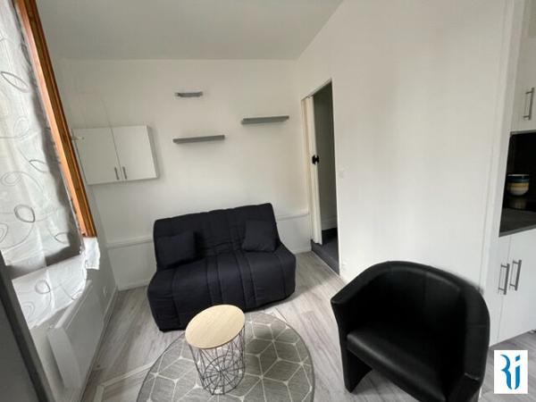 QUARTIER GARE SNCF - F1 MEUBLE de 17,68 m²