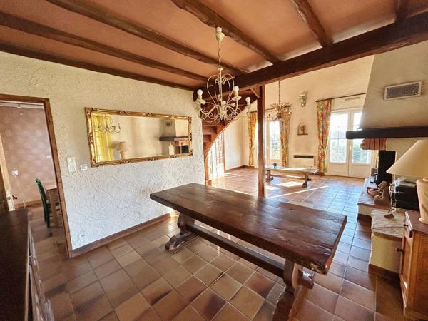 Maison 5 pièce(s) sur sous-sol avec 1809m² de terrain