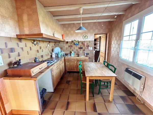 Maison 5 pièce(s) sur sous-sol avec 1809m² de terrain