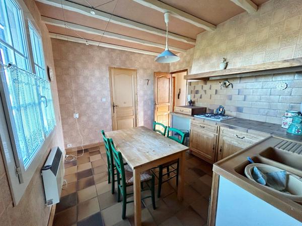 Maison 5 pièce(s) sur sous-sol avec 1809m² de terrain