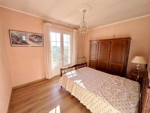 Maison 5 pièce(s) sur sous-sol avec 1809m² de terrain