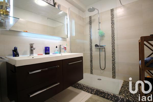 Appartement à vendre 4 pièces 83 m² Marseille 15