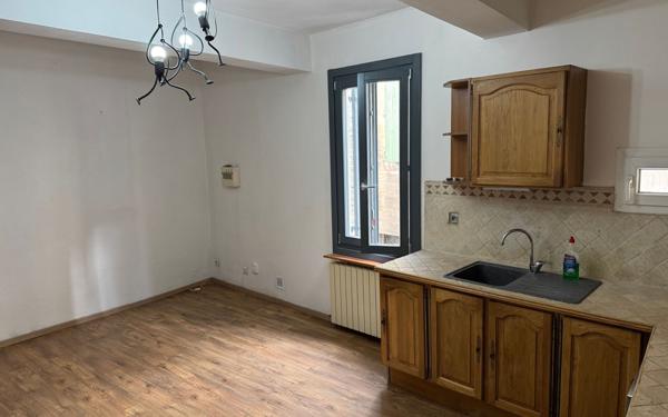 Maison à vendre    3 pièces •  Beaucaire