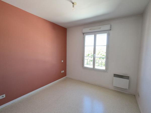 Appartement T3 avec garage à vendre en résidence avec ascenseur