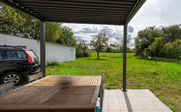 Charmante villa de plain-pied sur un terrain de 1030m²