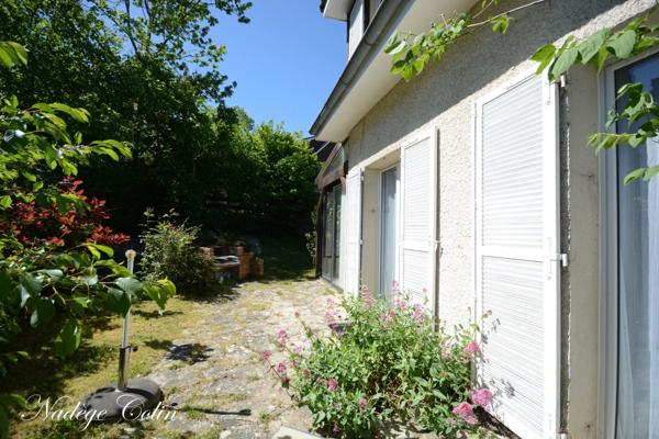 Maison familiale rénovée avec grande pièce de vie – Quartier calme – Proche écoles, commerces et transports