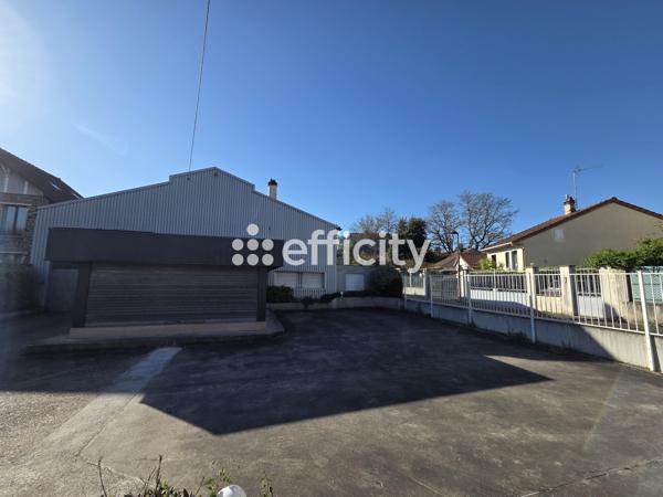 Local Commercial - 477 m²