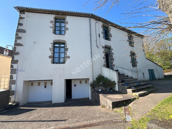 Immeuble de rapport ? Centre de Tiffauges ? Idéal investisseur