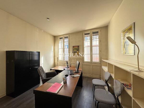 Rez de chaussée à emménager en appartement ou reprise activité professionnelle sur 160 m2 Détails des diagnostics énergétiques