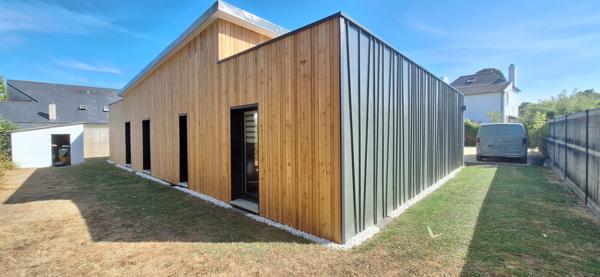 Fouesnant, très jolie maison de plain pied, de 2021, 4 chambres, à 1.7 km des plages !