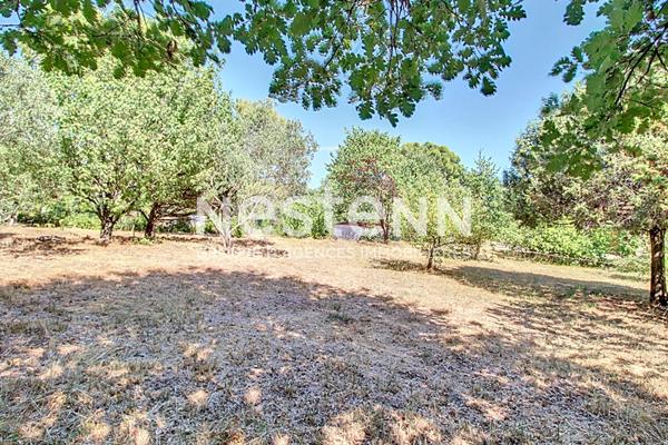 A VENDRE - Terrain constructible Draguignan 1155 m²