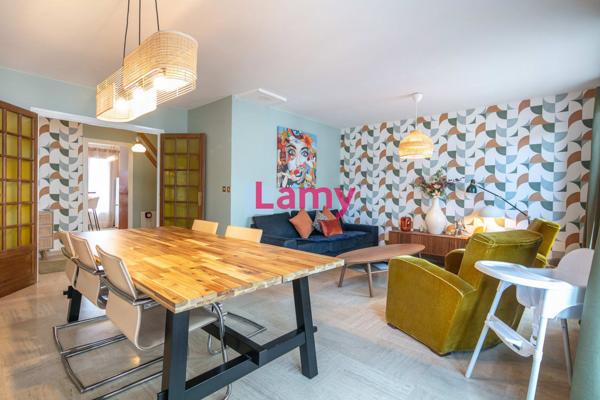 Annexe + appartement + parking