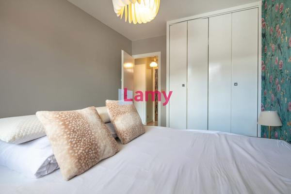 Annexe + appartement + parking